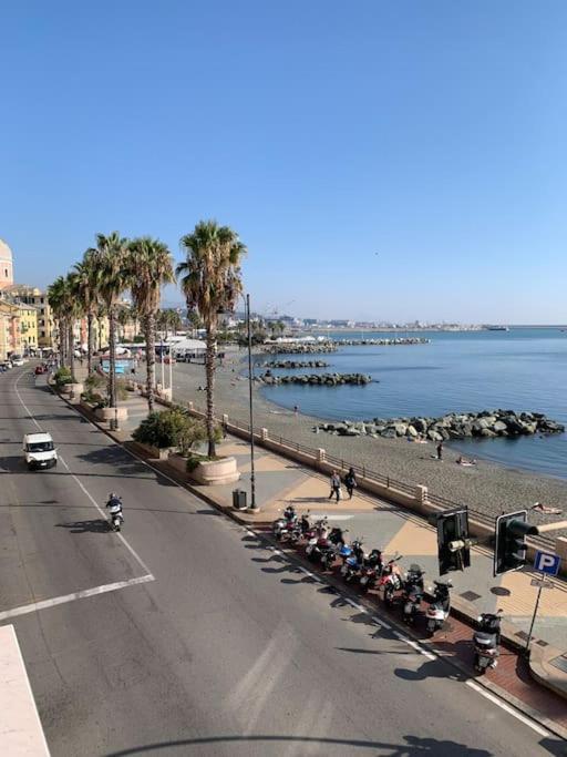 Loft 53 Waterfront Of Genova Pegli Daire Dış mekan fotoğraf