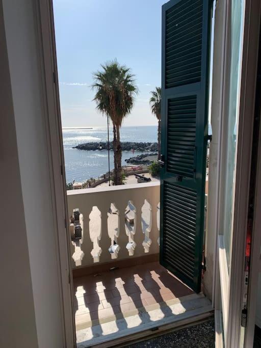 Loft 53 Waterfront Of Genova Pegli Daire Dış mekan fotoğraf