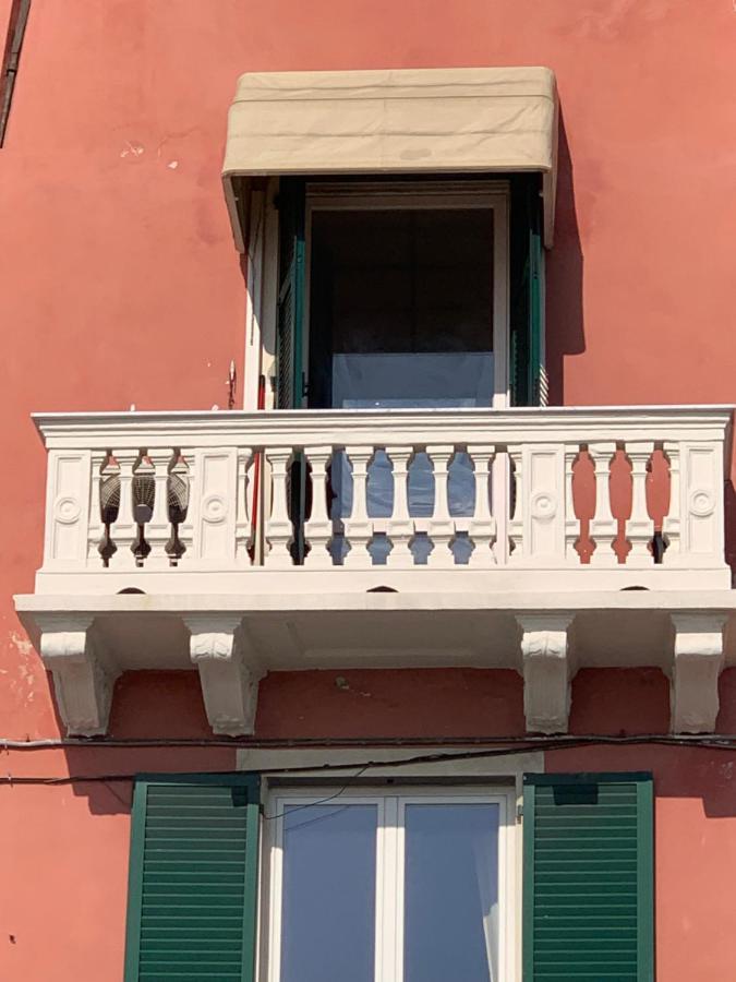 Loft 53 Waterfront Of Genova Pegli Daire Dış mekan fotoğraf